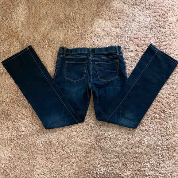 Isabel Maternity by Ingrid & Isabel’s Dark Washed Maternity Jeans. - Picture 4 of 6